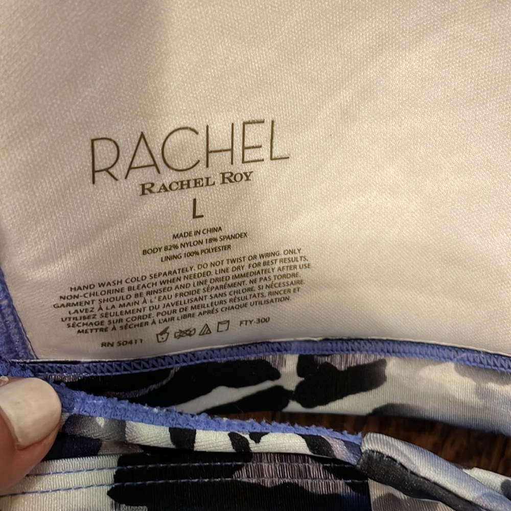 Rachel Roy purple, white and black print bikini top size large - Picture 3 of 3